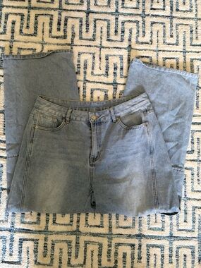 Classic Light Blue Wide-Leg Women's Jeans